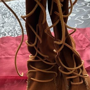 Minnetonka women’s knee high suede mocassins